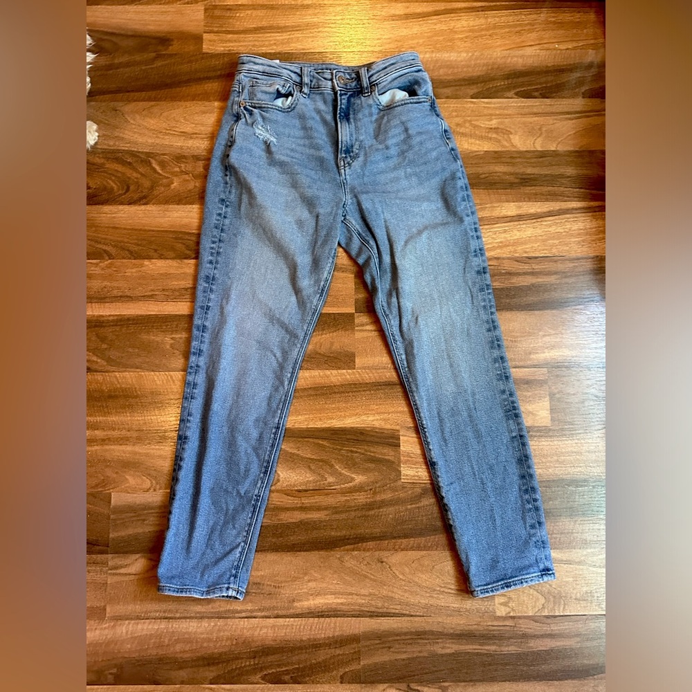American Eagle Mom jeans
